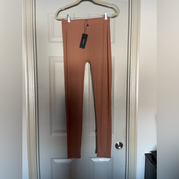 Vera Moda Ribbed Leggings - Picture 2 of 4